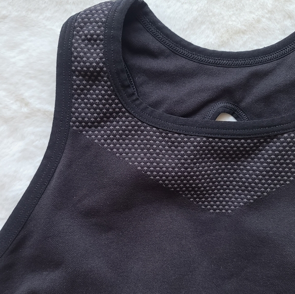 Nwot💫Zella Body Fusion Sports bra - Picture 10 of 11